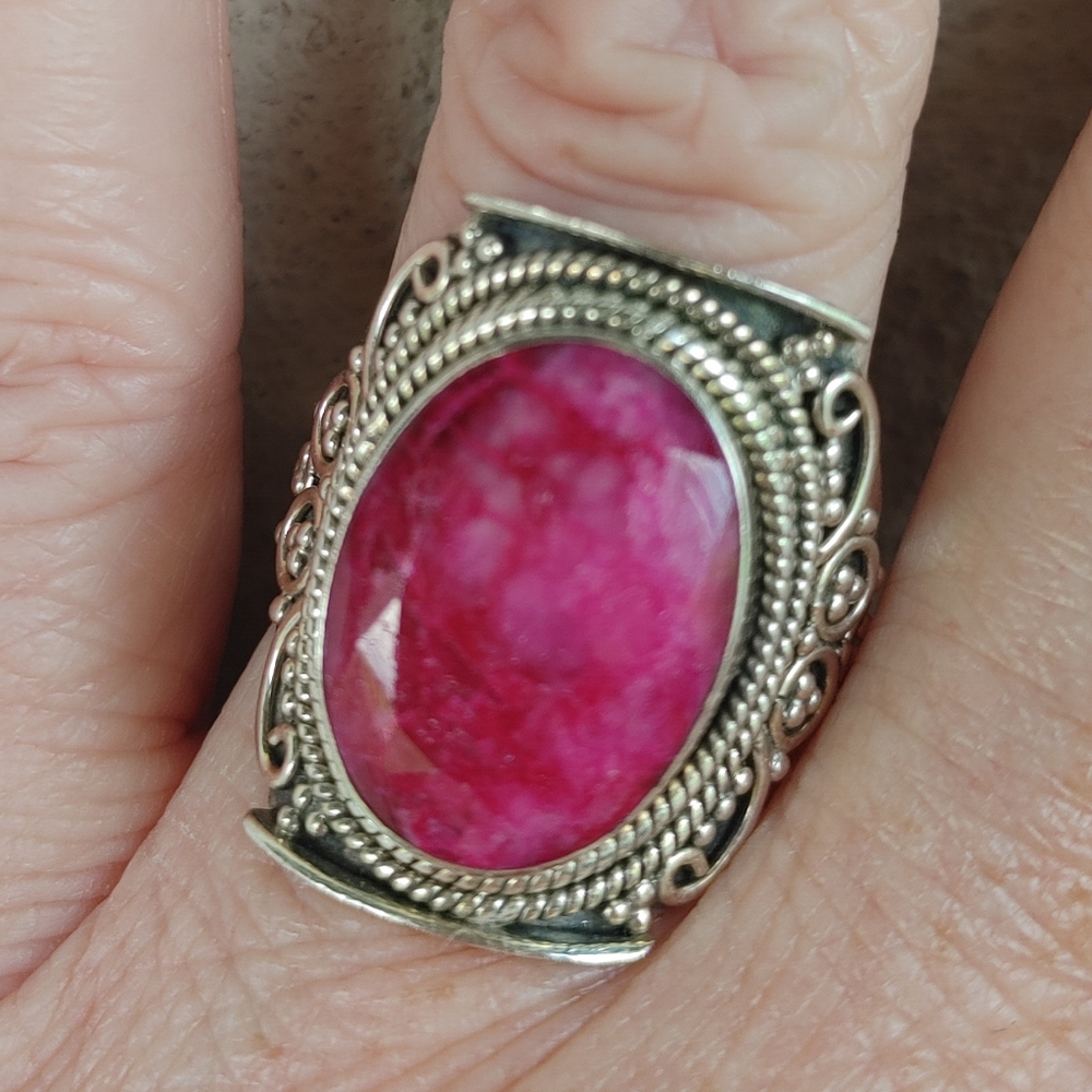 Faceted Ruby Gemstone Ring in 925 Solid Sterling SIlver (Size 9)